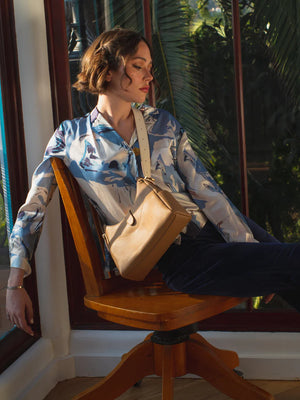 Reverie Hobo Mini: Sustainable Leather, Fits iPad Mini