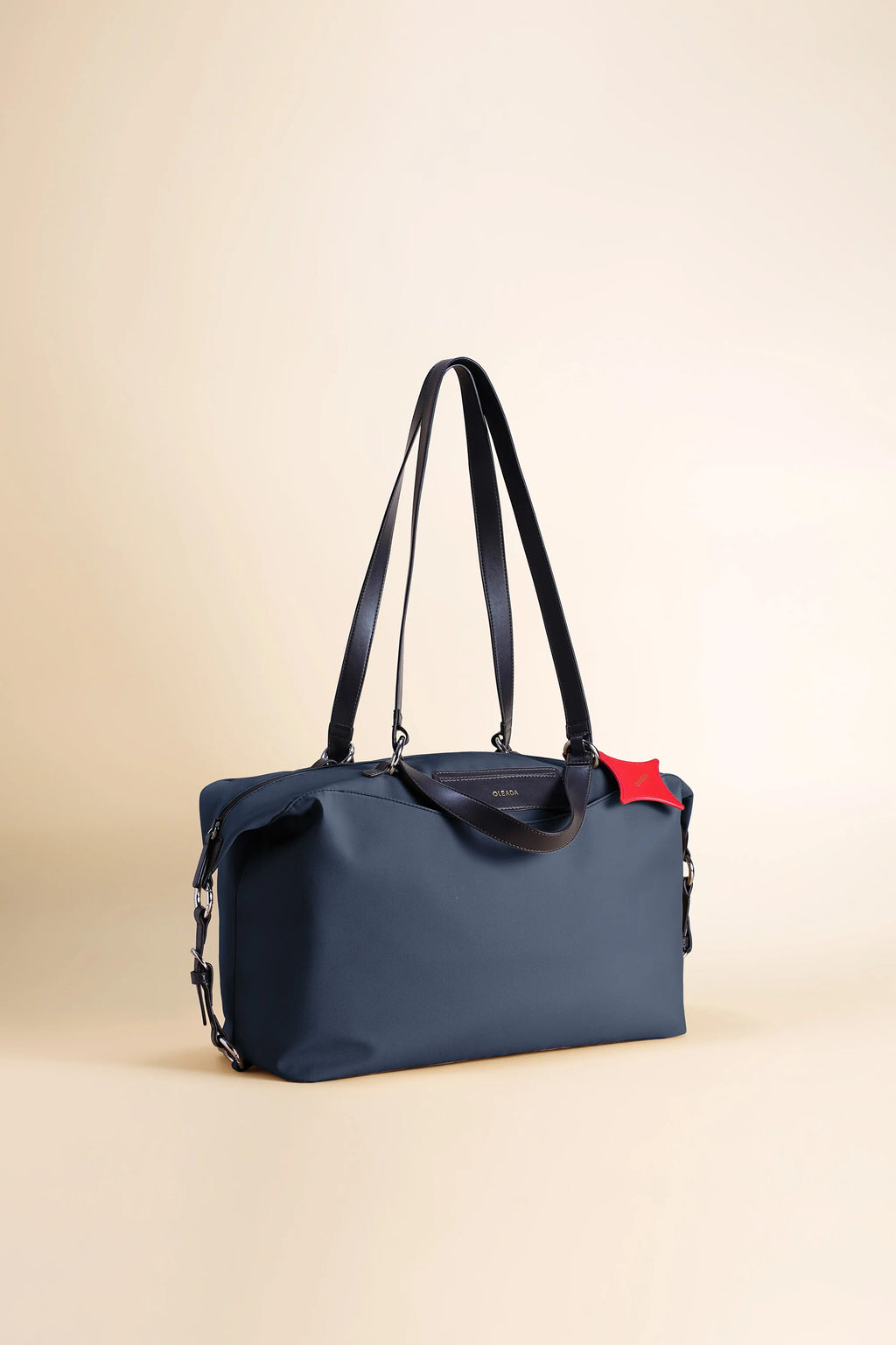Anywear Duffle City 13L: Scratchproof • Waterproof • Creaseproof • Stainproof