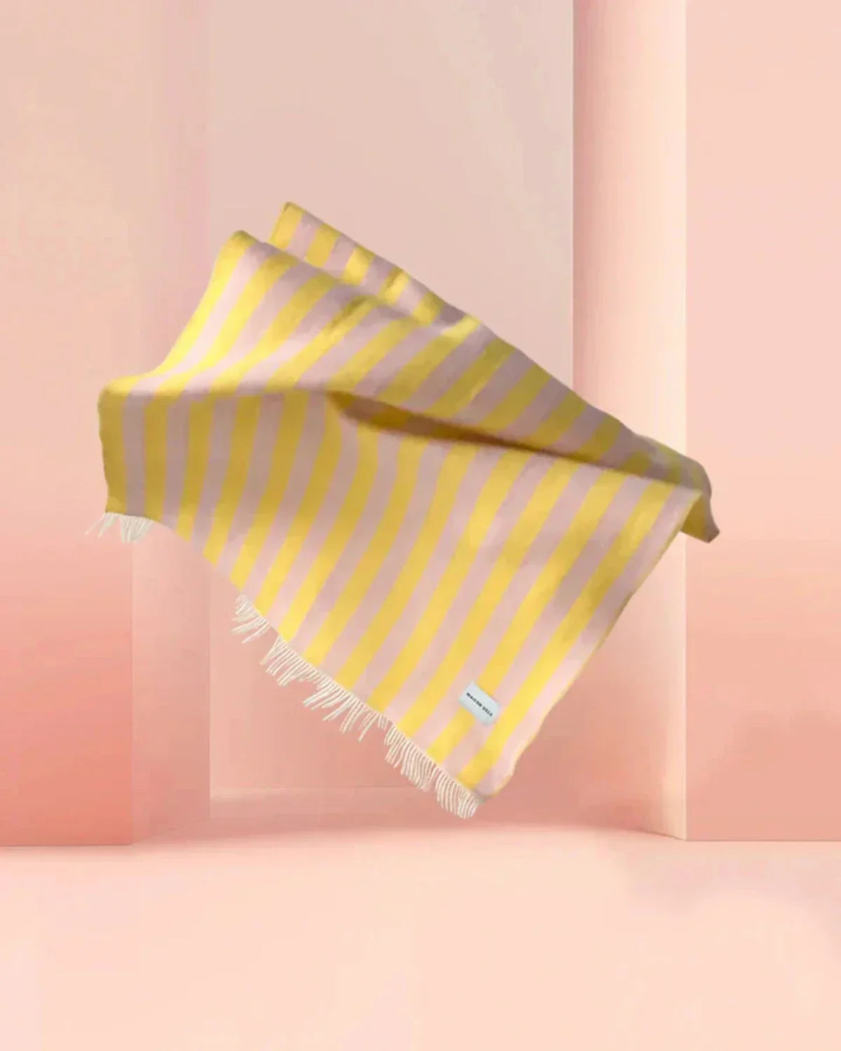 Blanket CANDY WRAP Pink / Yellow 4.25 x 6.5ft