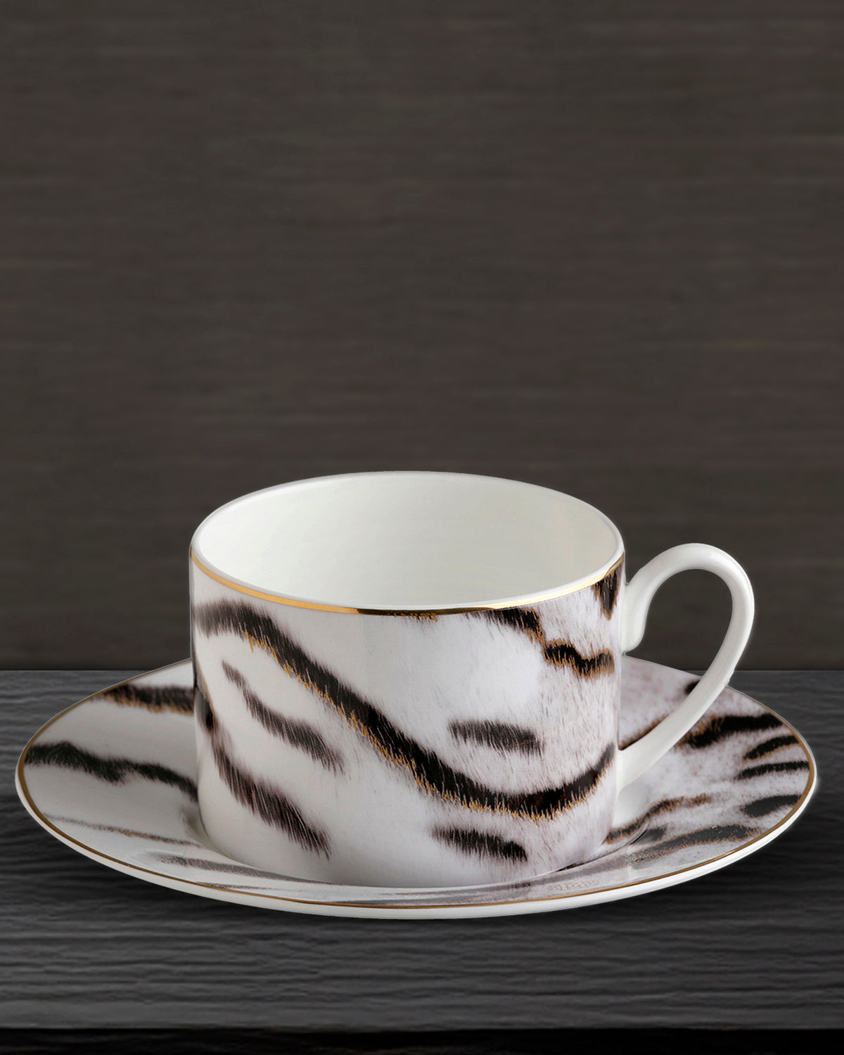 Tea Cup & Saucer TIGER Set of 2 in Luxury Box diam. 3.3", H 2.3", cap. 7.5 oz, Saucer diam. 6"