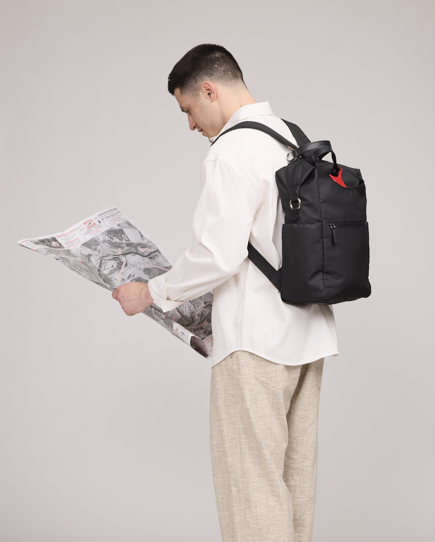 AnyWear AnyBackpack: Scratchproof • Waterproof • Creasproof • Stainproof