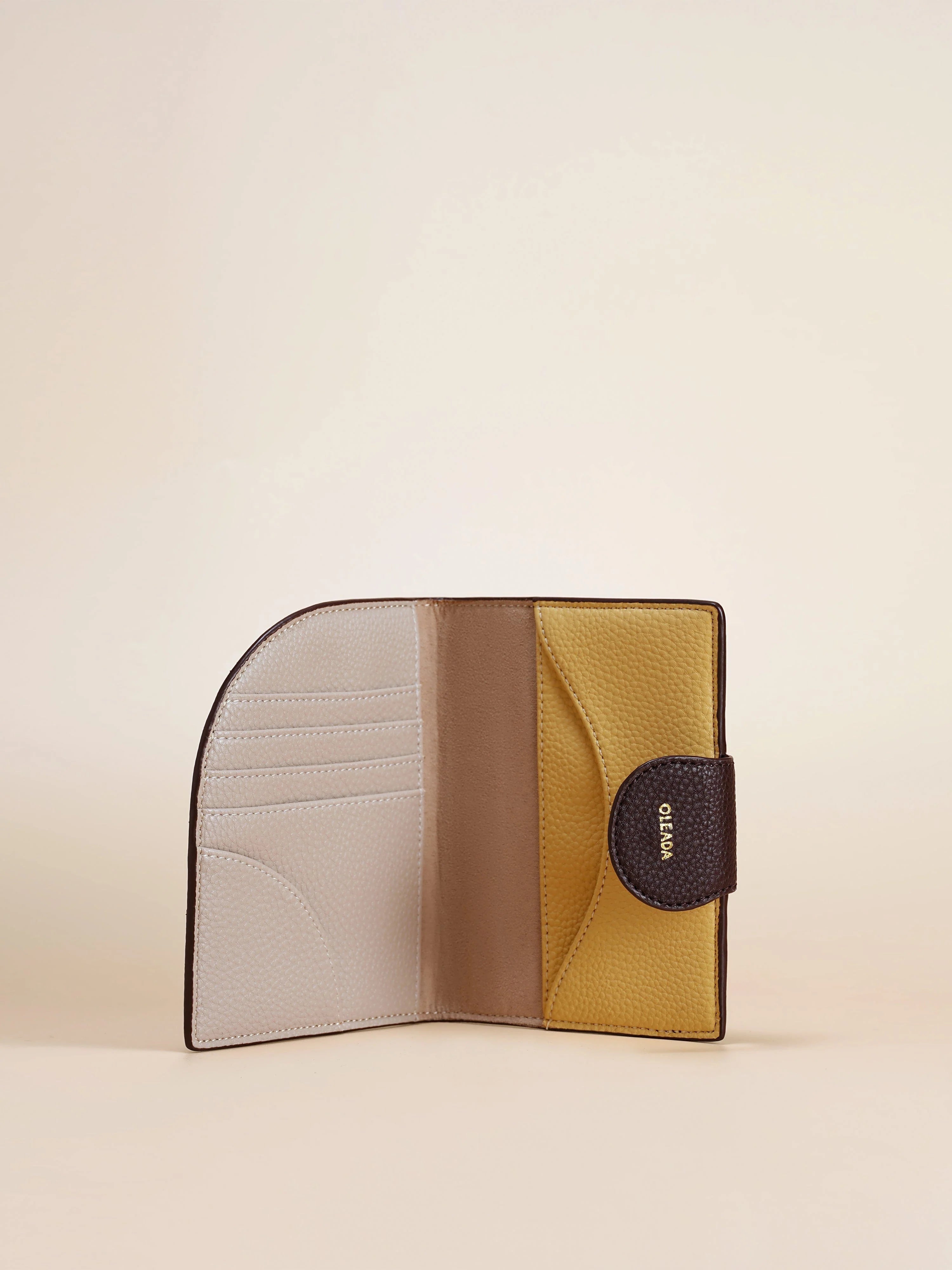 OLEADA jet-set Passport Holder: Made With Recycled Leather
