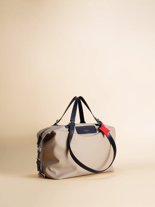 Anywear Duffle City 13L: Scratchproof • Waterproof • Creaseproof • Stainproof