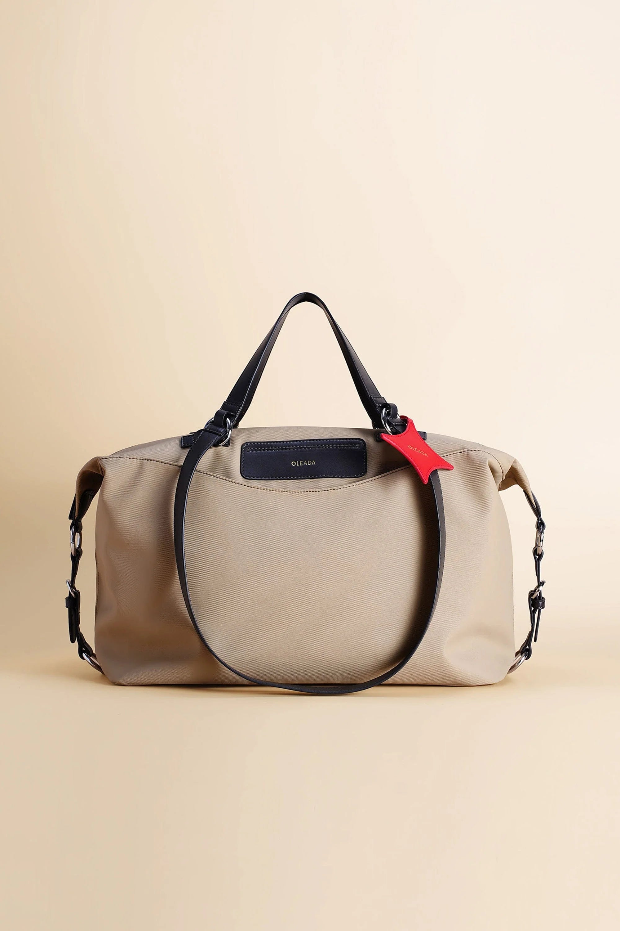 Anywear Duffle Travel 35L: Scratchproof • Waterproof • Creaseproof • Stanproof