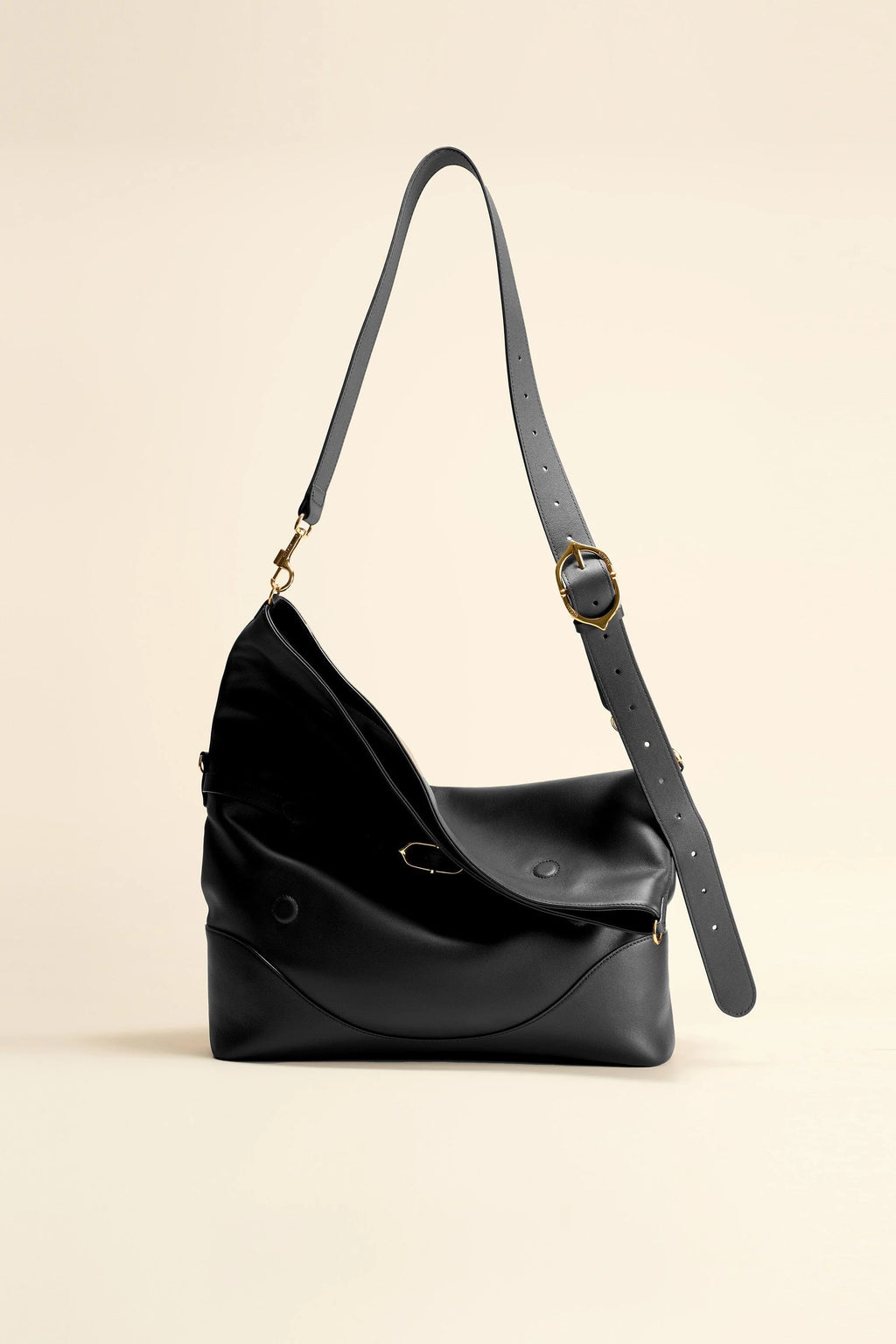 Marina Foldover Bag: 10 Ways To Wear