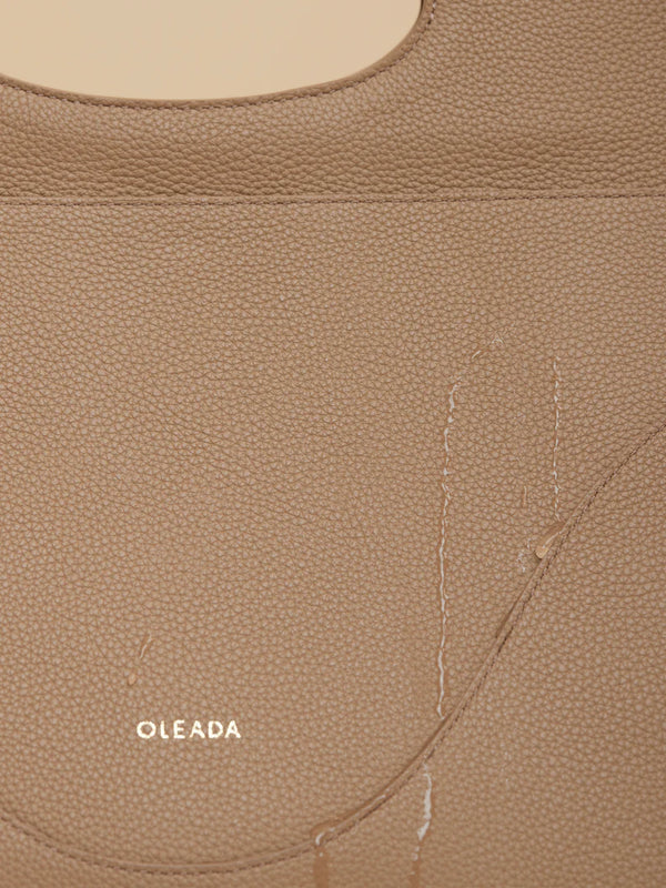 Captain Briefcase By Oleada: Sustainable Leather